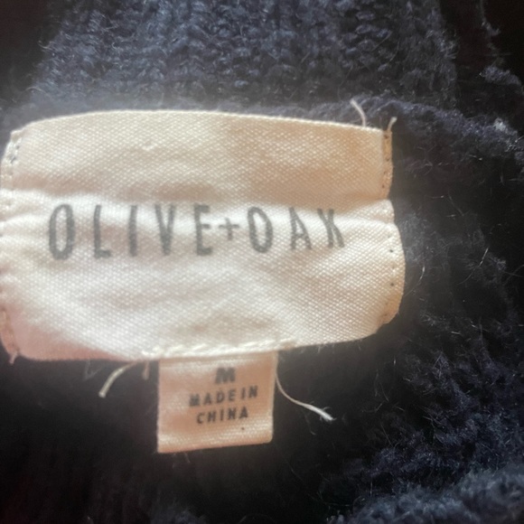 Lovely Olive and Oak cable knit sweater - Picture 6 of 8